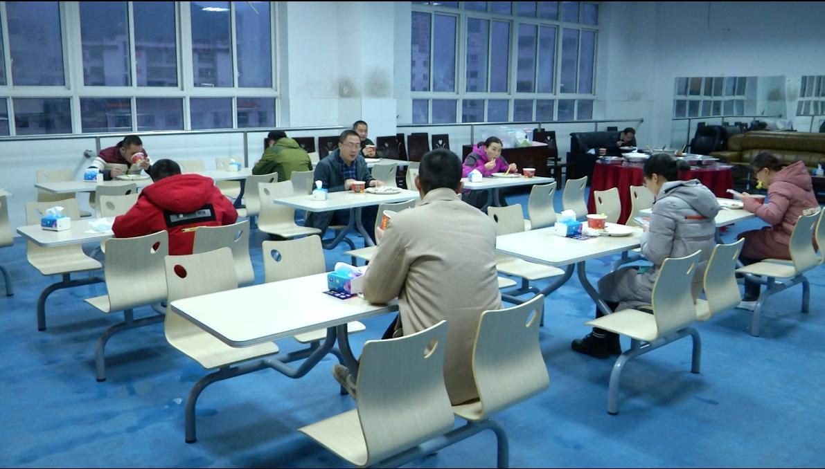 贴心待“桂客”让援竹医疗队轻装上阵
