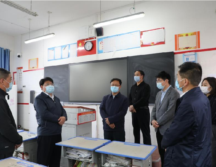 龚举海检查指导高三复学复课准备工作