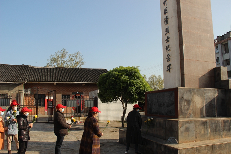 縣司法局：祭奠英烈弘揚(yáng)愛國(guó)主義精神