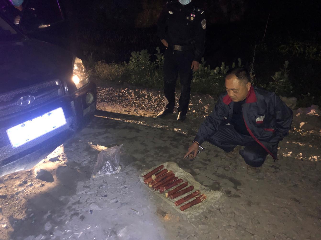 竹山一男子非法存储爆炸物品被处罚