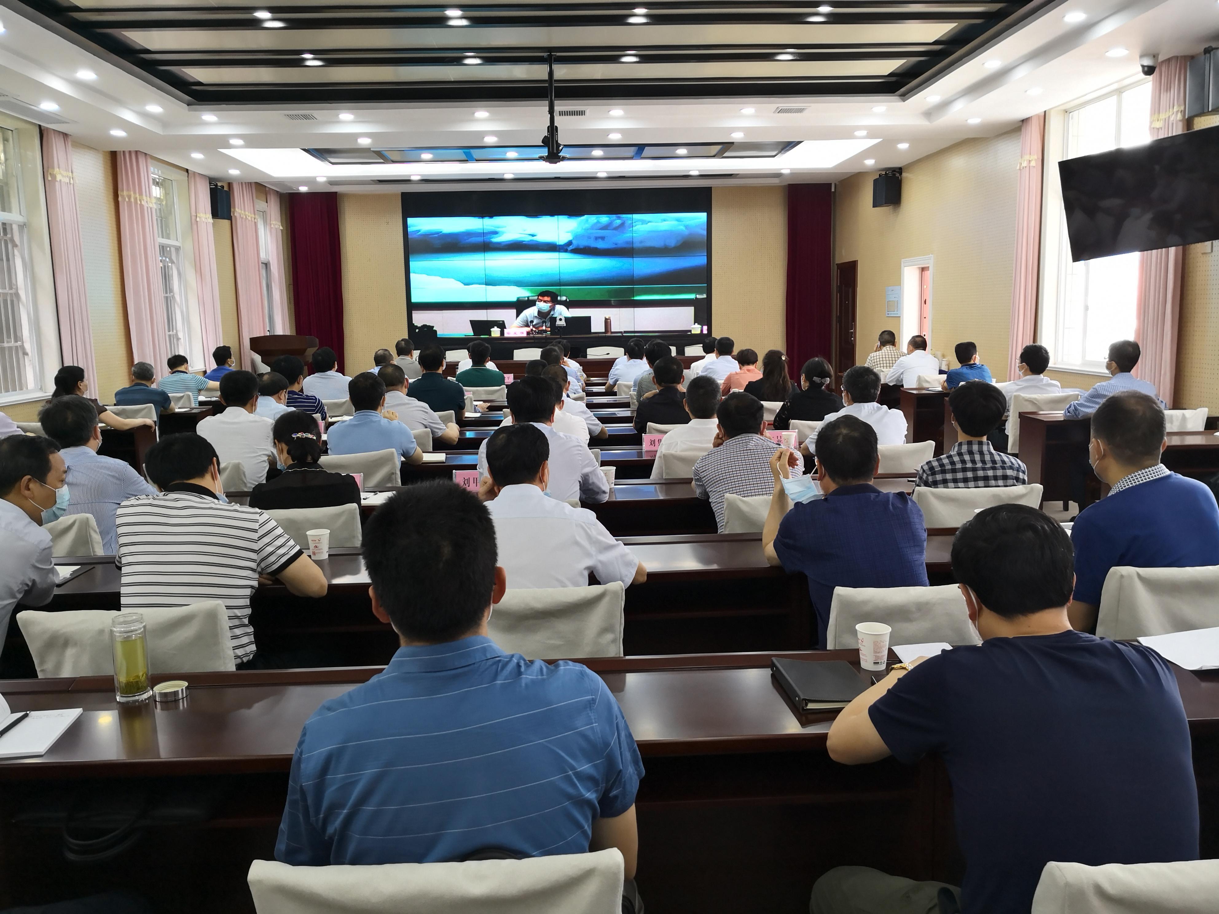 我县收听收看全市领导干部大讲堂