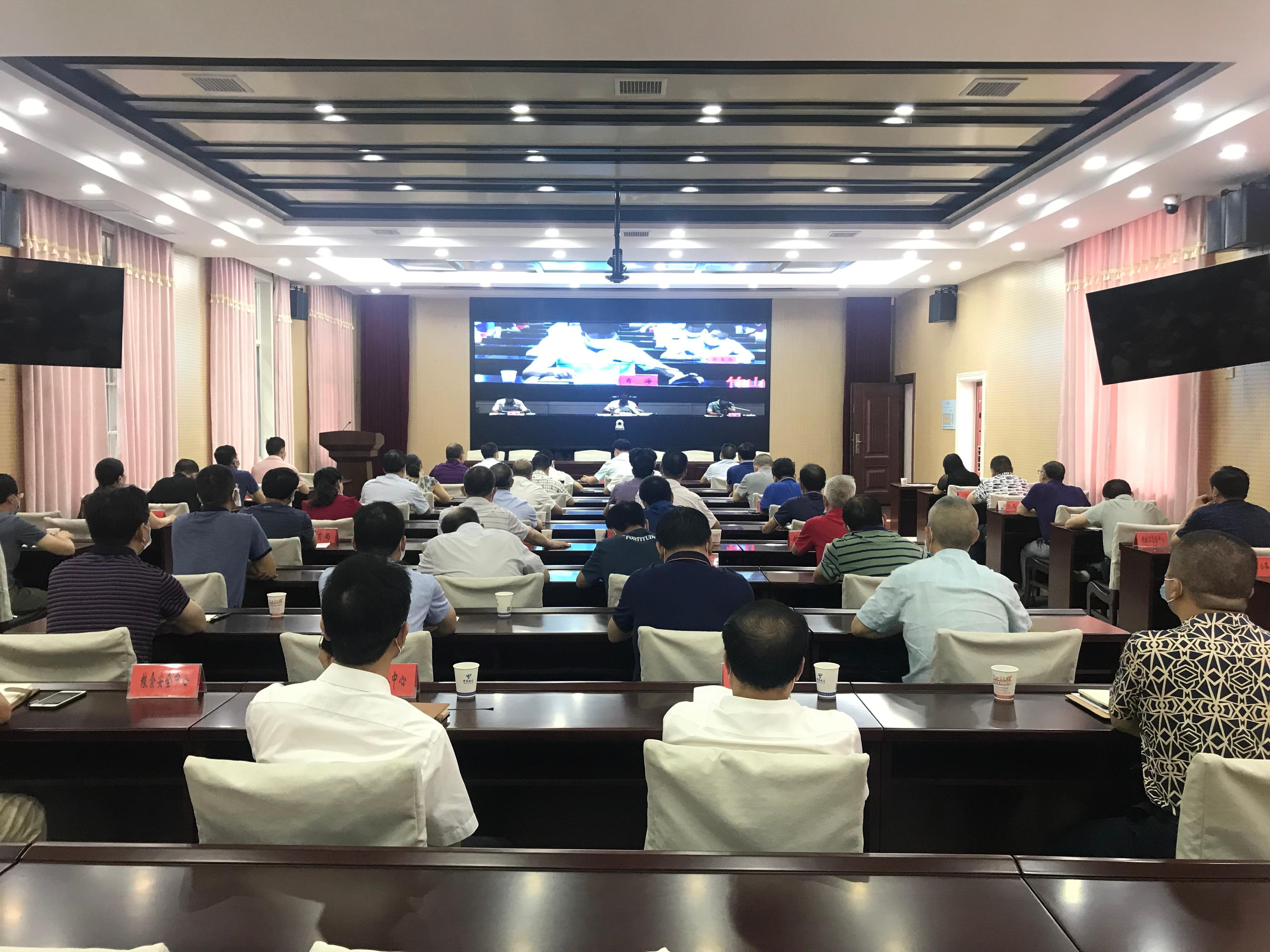 我县收看全市“双千”工作推进视频会