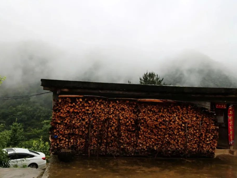 聽竹山｜老屋聽雨