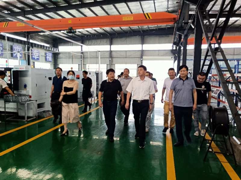 佘立柱来我县调研《农民专业合作社法》贯彻执行情况