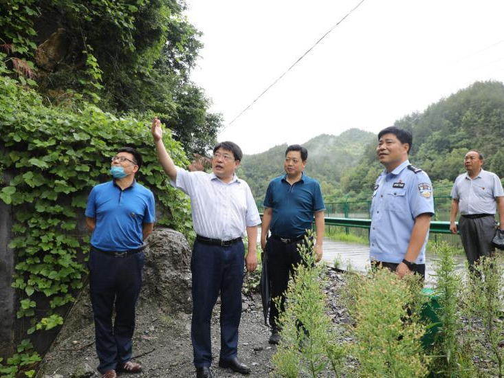 龚举海：坚持人民至上生命至上 坚决打赢防汛这场硬仗