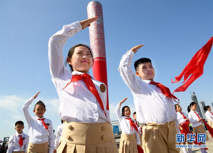 “美丽的中国梦属于你们”——以习近平同志为核心的党中央关心少年儿童工作纪实