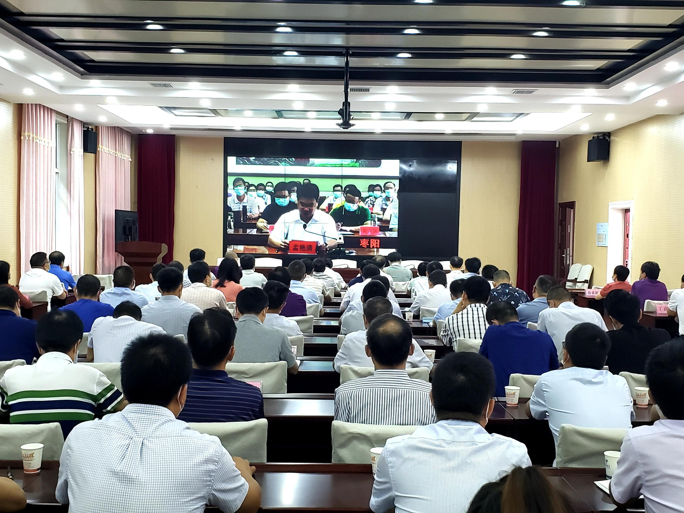 龚举海：全面打响农村人居环境整治百日攻坚战