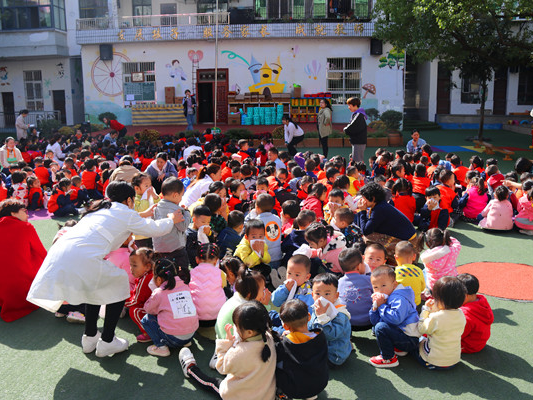 縣實驗幼兒園開展消防應急演練