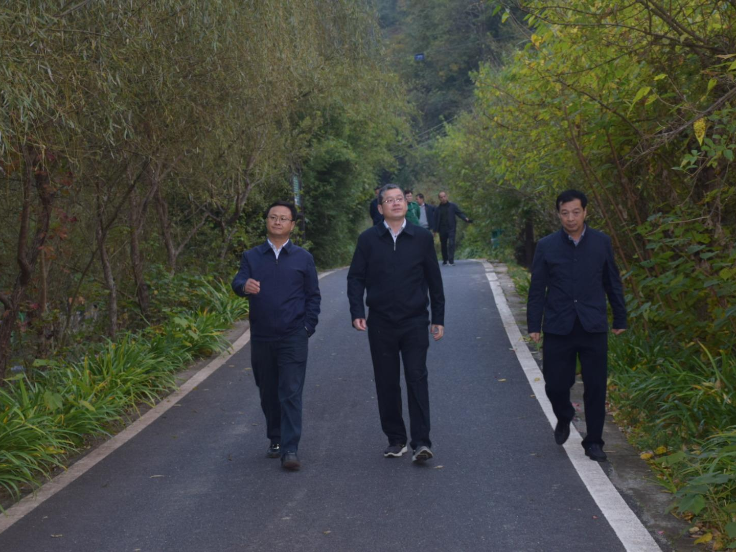 省体育局来我县调研体育扶贫工作