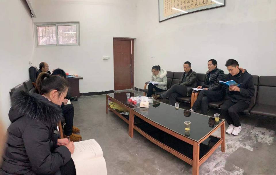 公祖小学帮扶新招教师教学