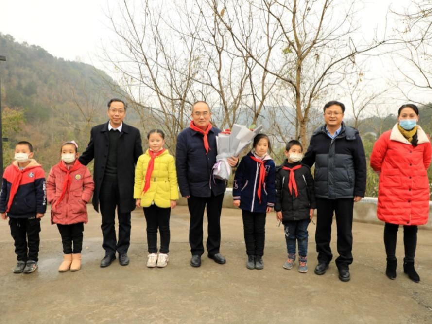 张定宇率调研组来我县调研卫生健康工作