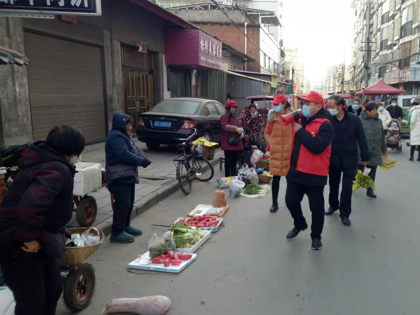 寶豐鎮(zhèn)多舉措筑牢防疫安全防線