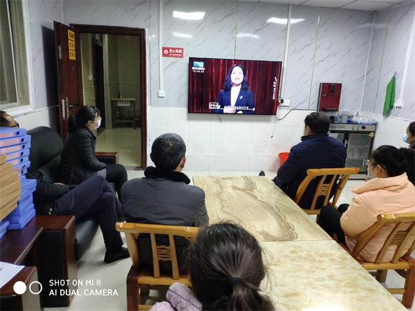 得胜中心学校“线上”组织教师观看《我说国家安全》节目