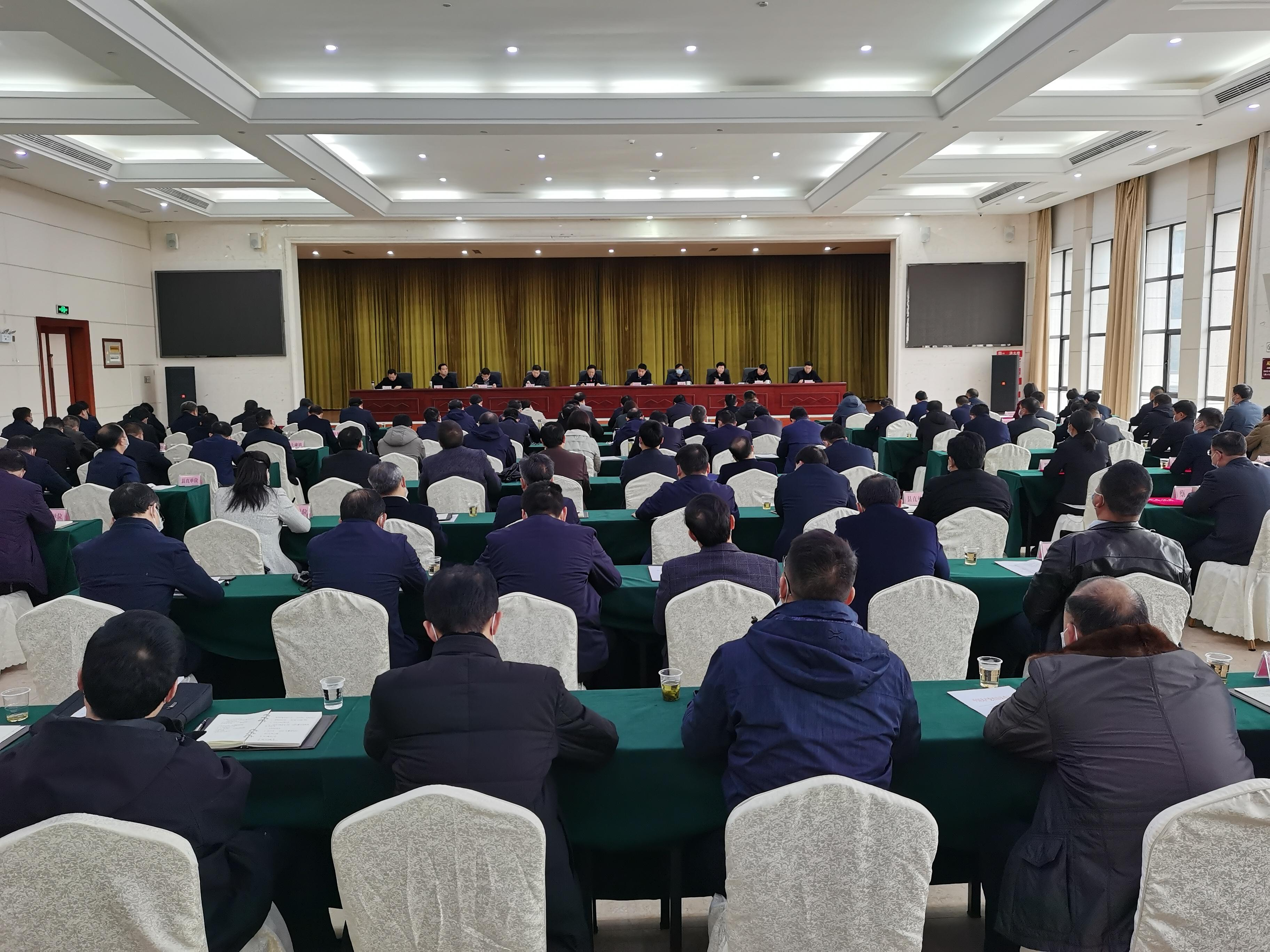 县委农村工作会议召开