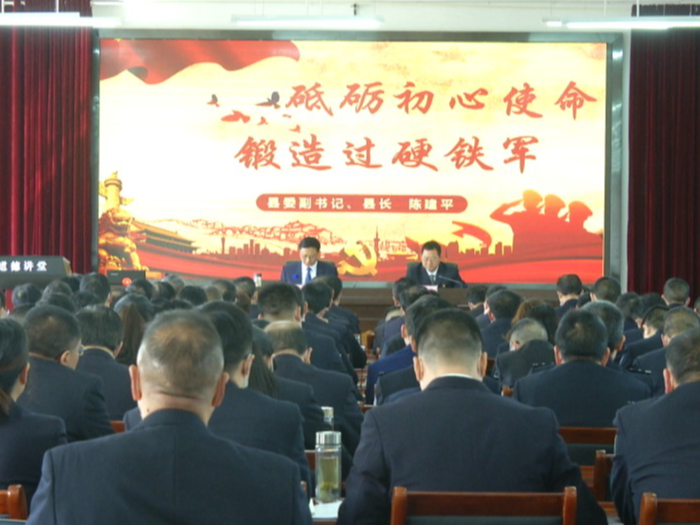 陈建平：推进政法队伍教育整顿走深走实