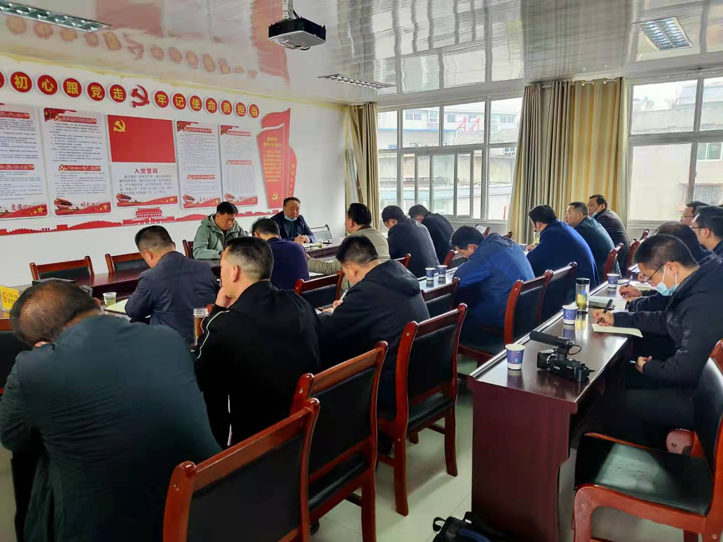 县领导调研城市建设管理工作