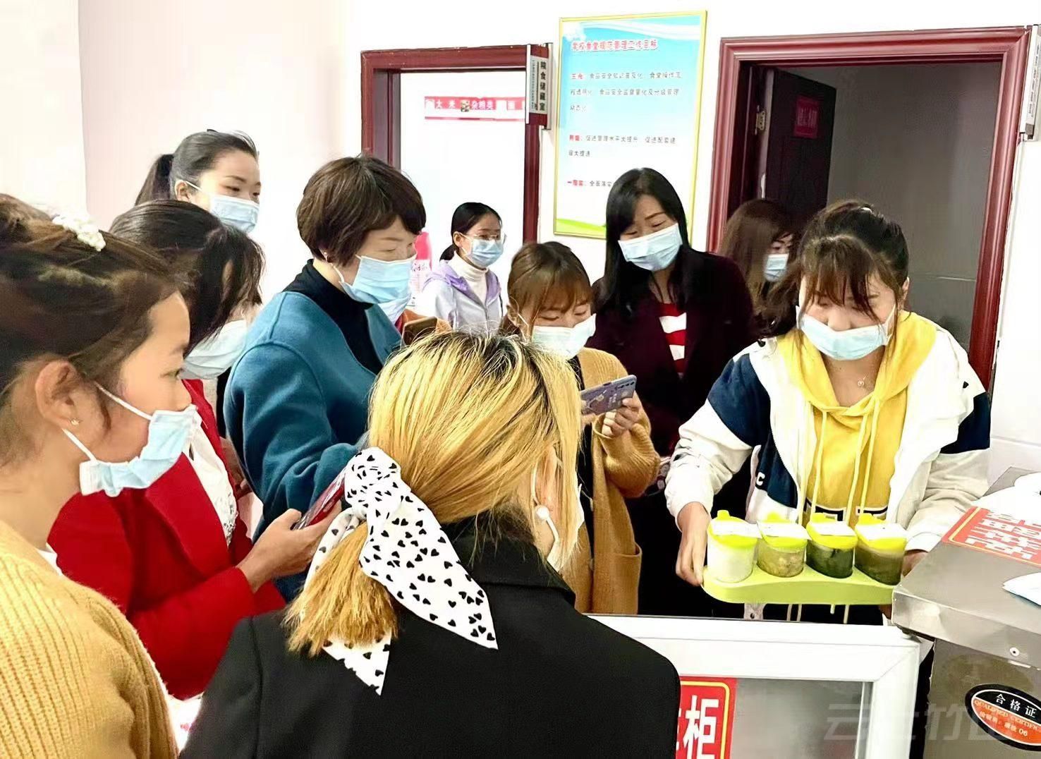 擂鼓镇护驾幼儿园：走进阳光食堂、走进健康生活
