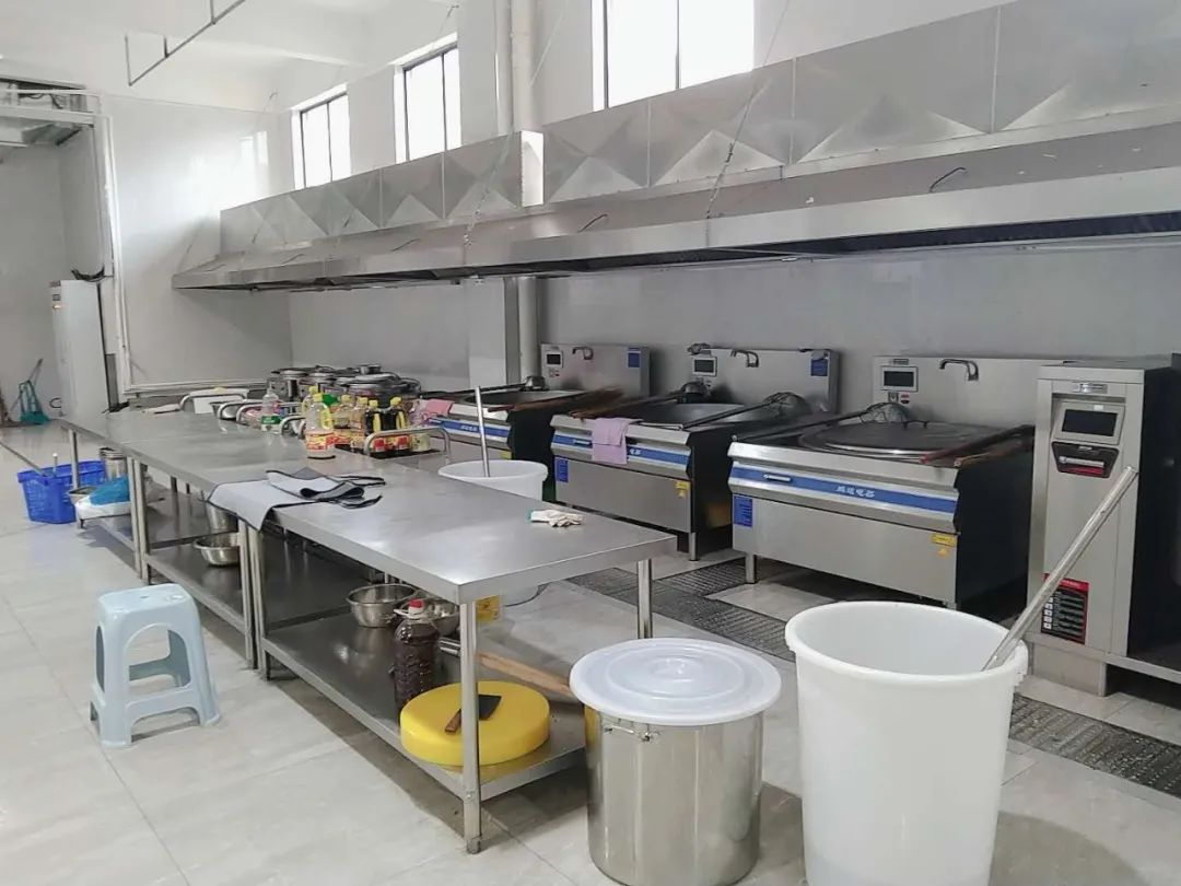 行知外国语学校食堂招聘