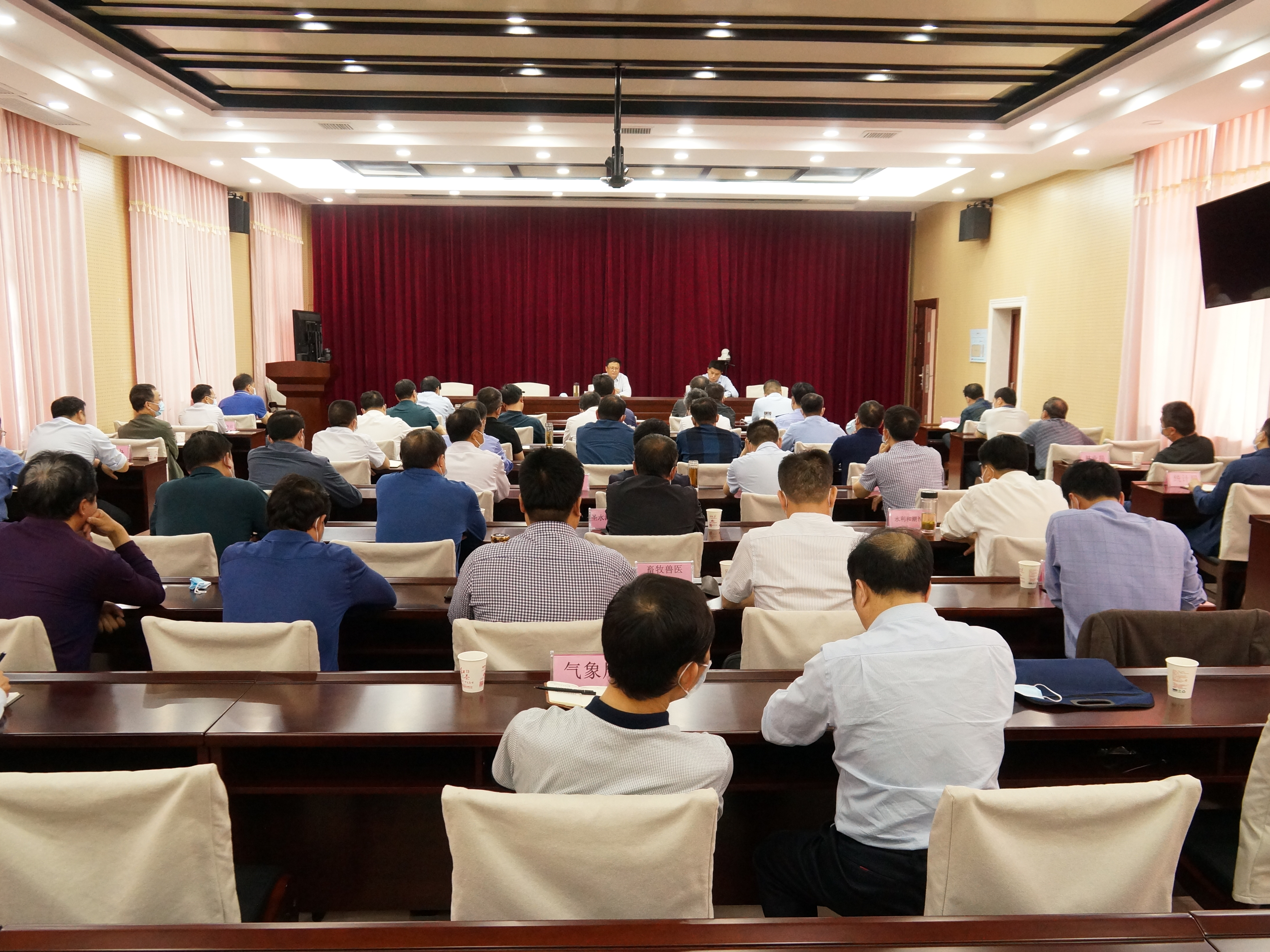 陈建平：落实党政同责一岗双责 确保问题整改见底清零