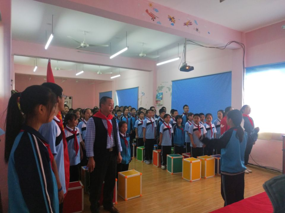 柳林乡公祖小学举行少工委成立仪式