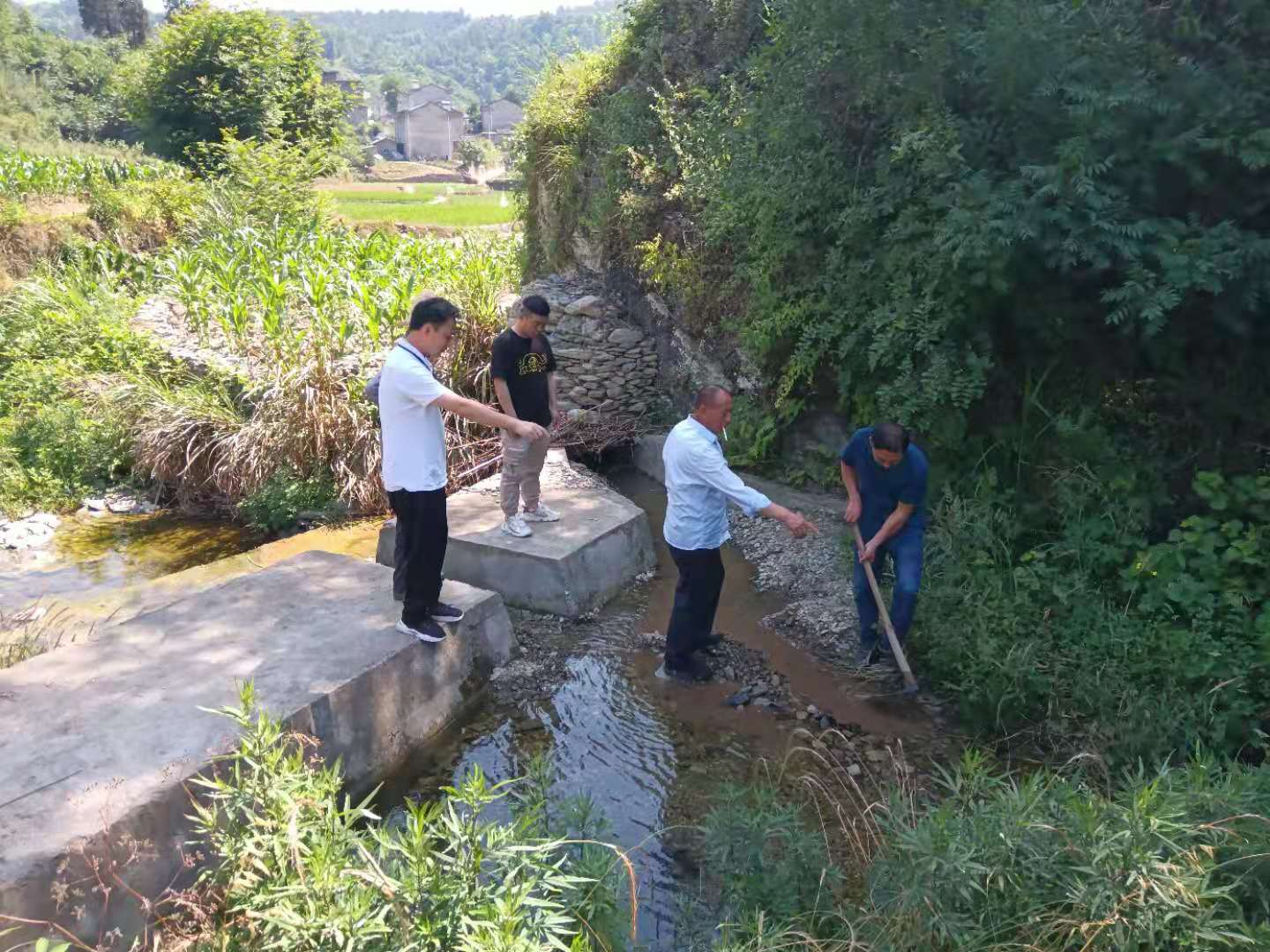 擂鼓鎮(zhèn)加強(qiáng)夏季安全工作