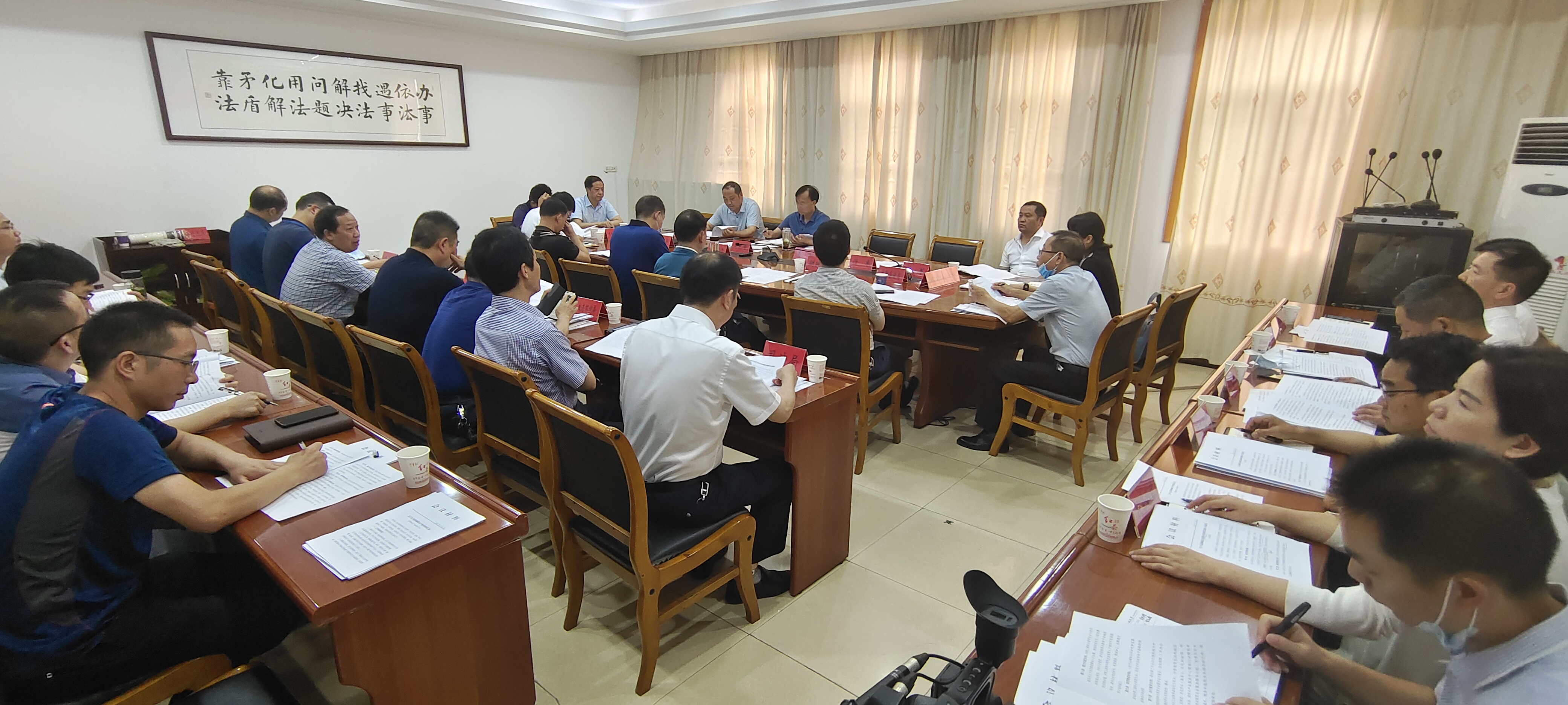 我县召开四大主导产业建设专题会