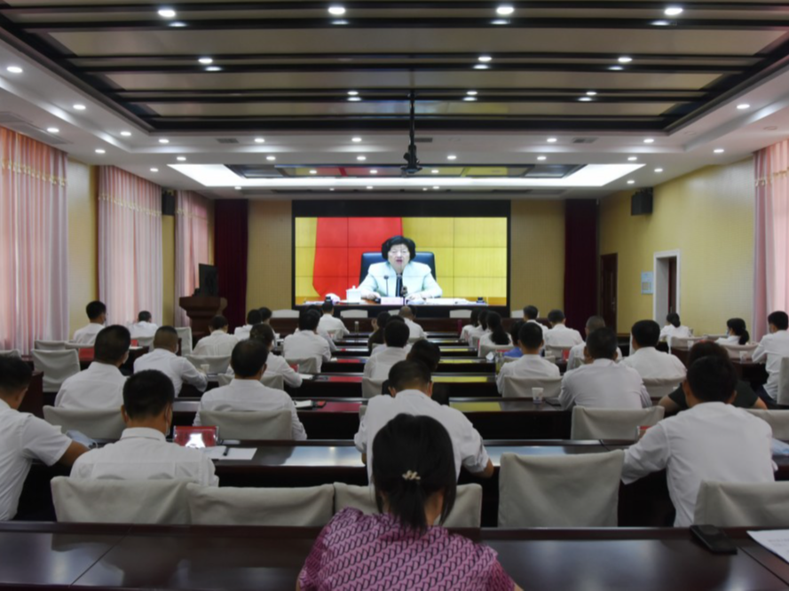 我县收看全国优化生育政策电视电话会议