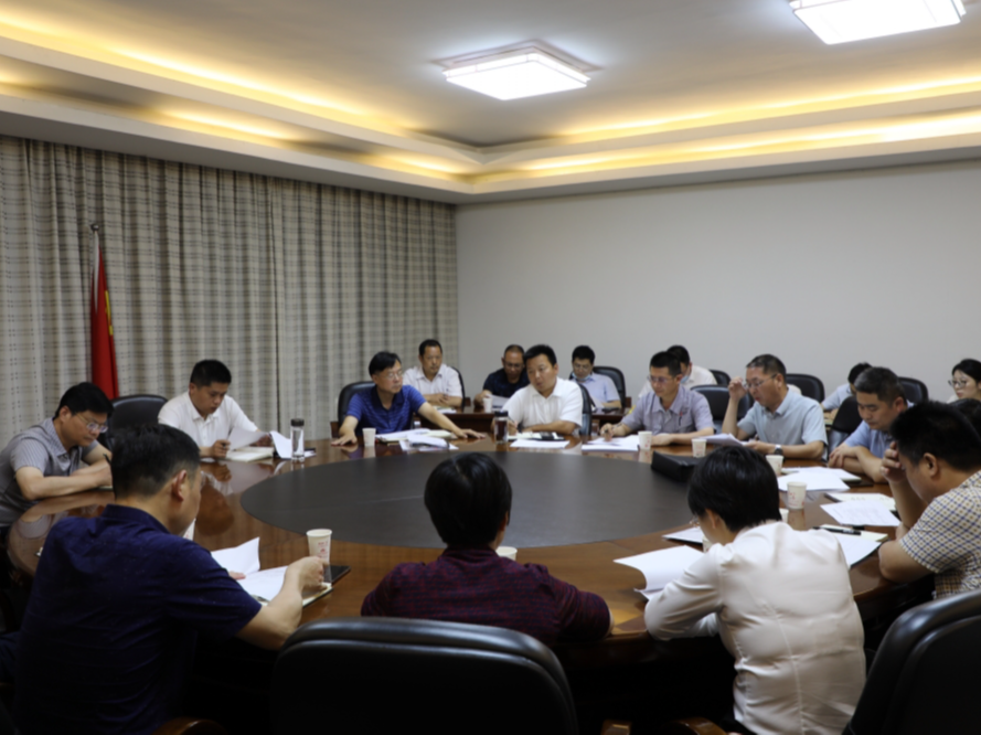 我县召开东方希望现代化生猪养殖项目推进会