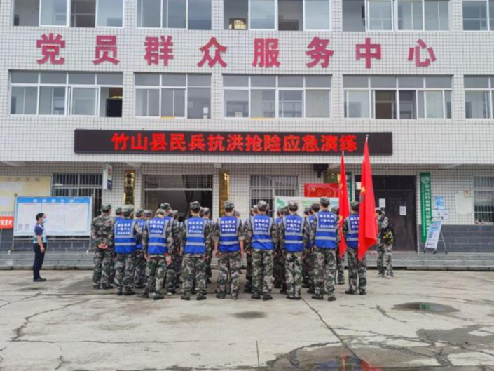 我县开展民兵抗洪抢险应急演练