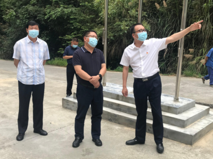 赵国平检查西沟传染病区