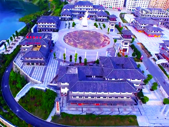 我县召开绿松石公盘交易专题座谈会