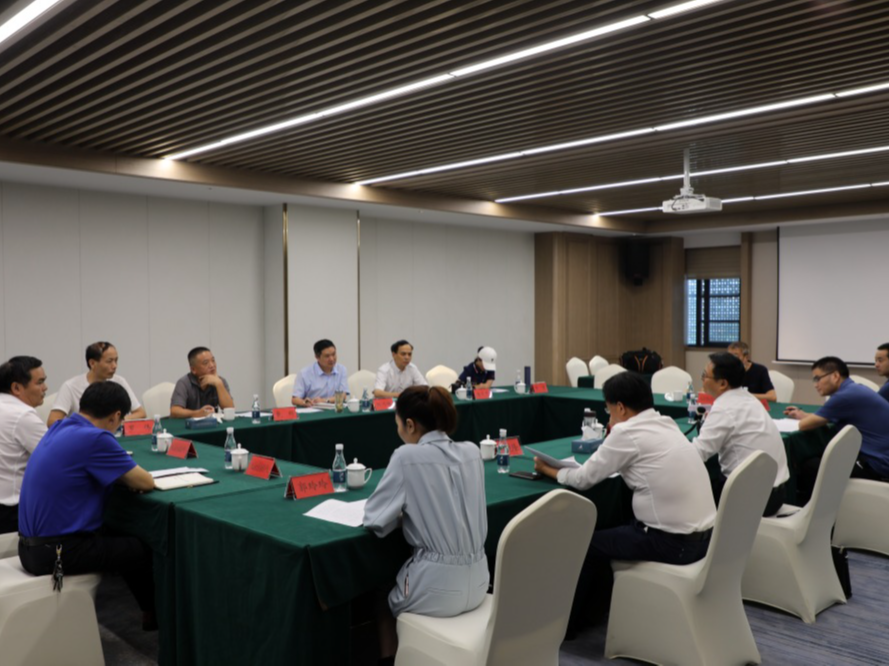 国家和省市媒体聚焦竹山交通发展