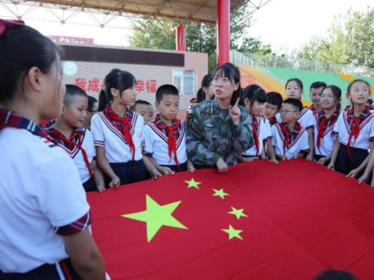 文峰中学开展国防教育活动