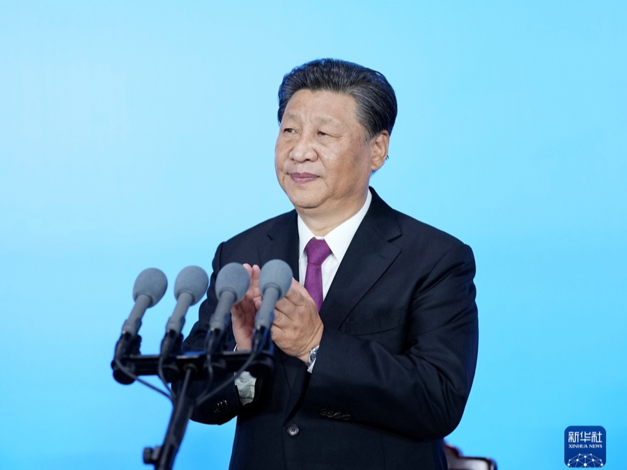 习近平出席第十四届全国运动会开幕式并宣布运动会开幕
