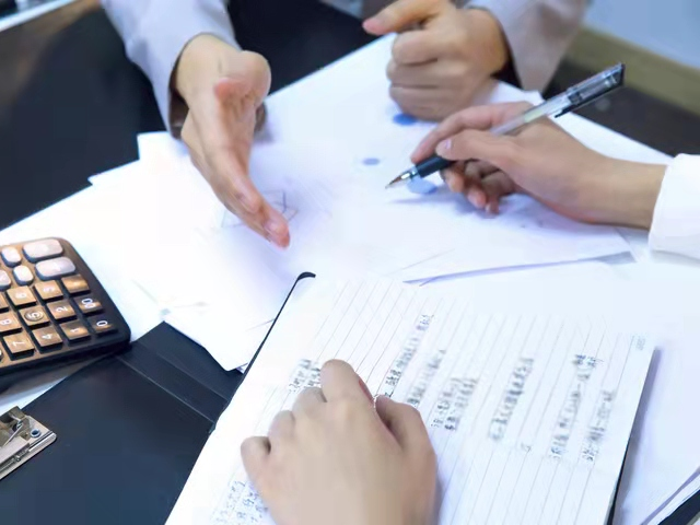 擂鼓中学召开班主任工作经验交流会