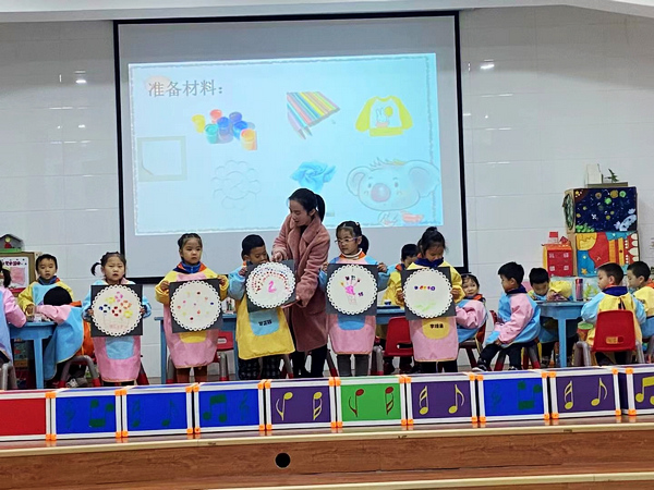 县实验幼儿园：岗位练兵以赛促研促教