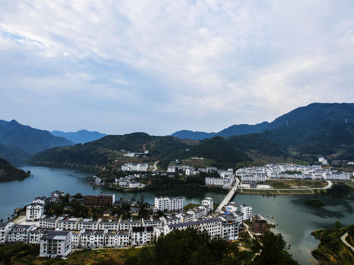 官渡中心学校：积极开展应急普法知识竞赛