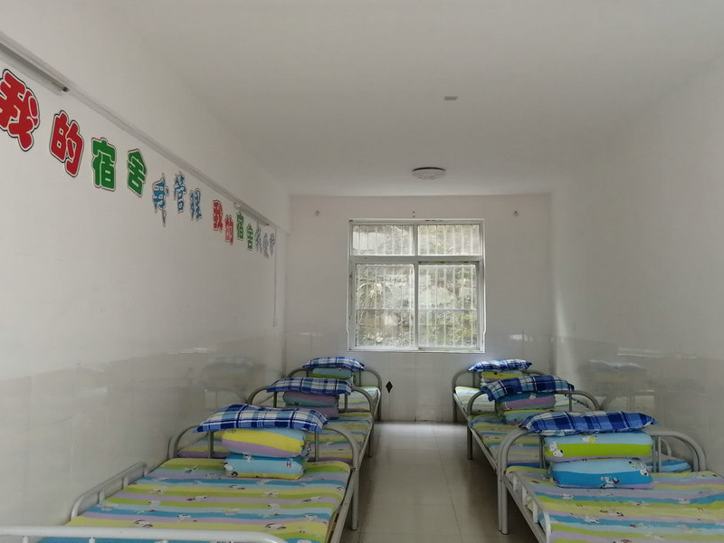 68套过冬毛毯力保特殊学生健康温暖过冬