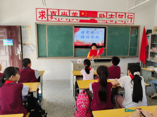 双台乡茅塔小学扎实开展党史学习“四进”活动