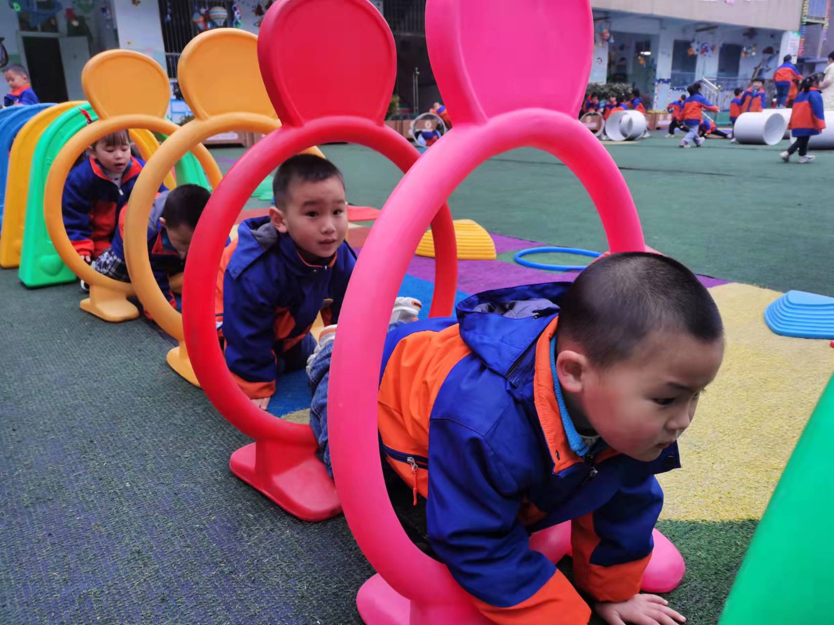 縣實驗幼兒園：戶外運動趣多多 健康成長樂陶陶