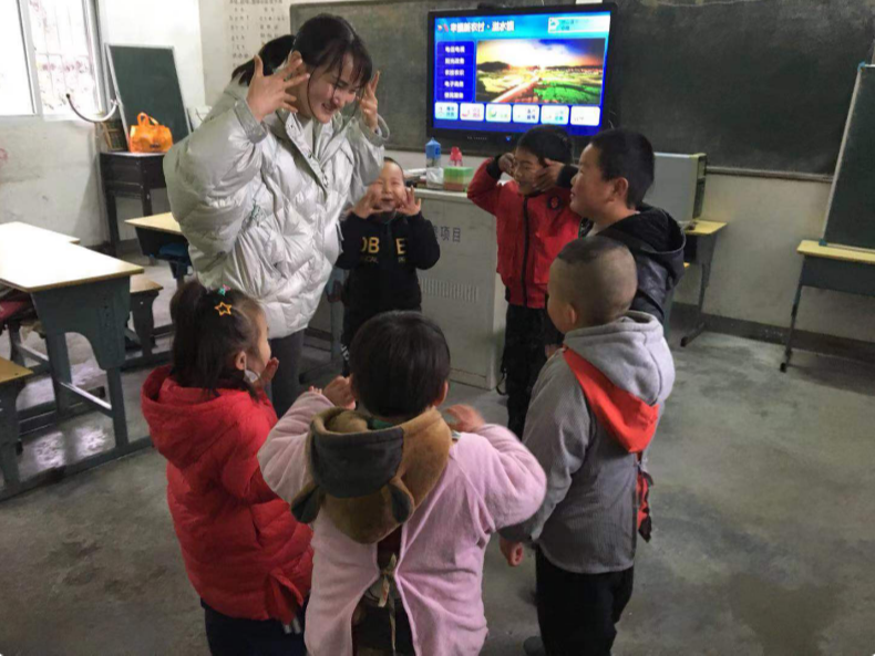 溢水中心幼儿园：到村小开展大练兵活动