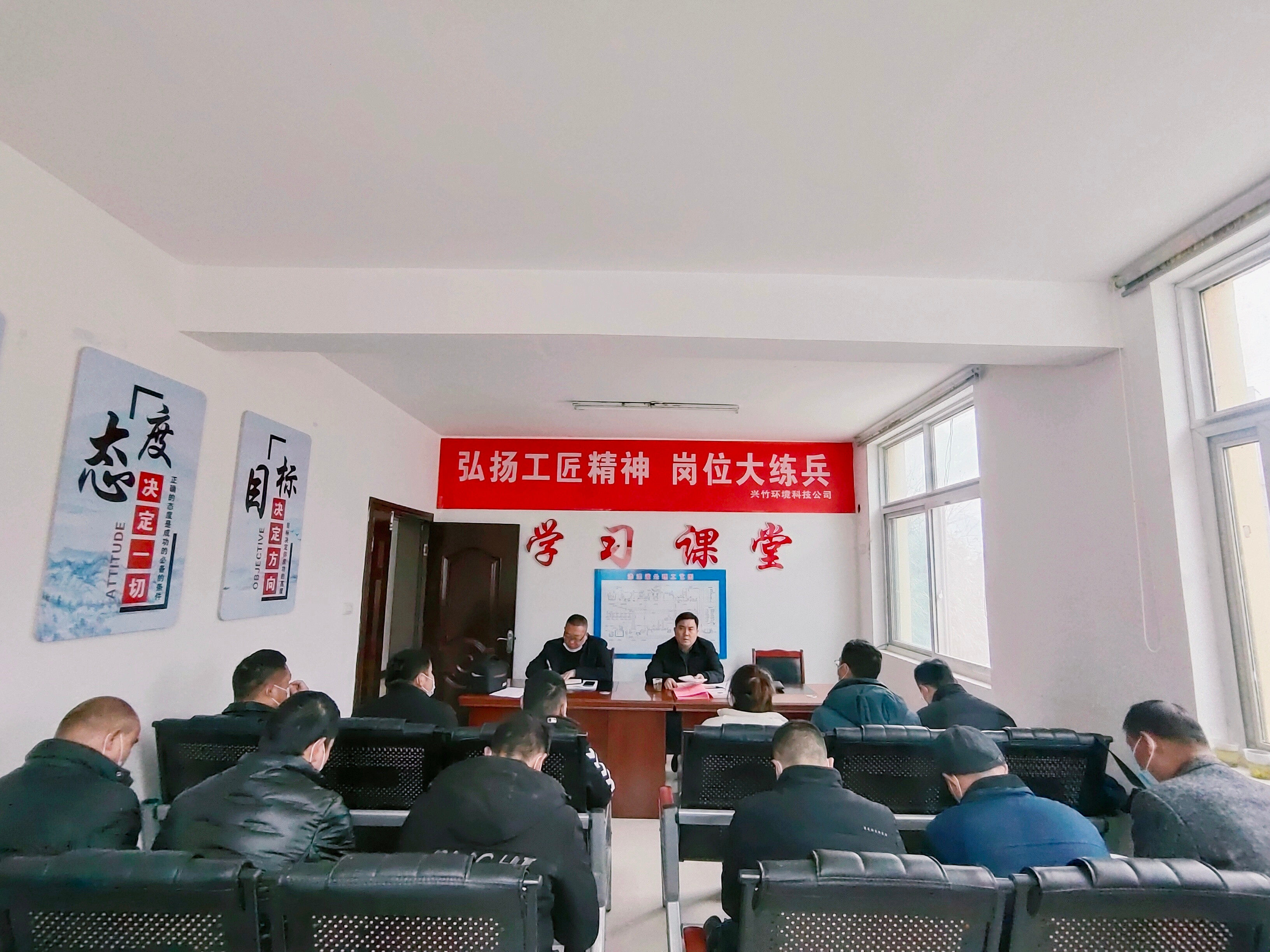 縣興竹集團(tuán)：簽訂安全生產(chǎn)目標(biāo)責(zé)任書