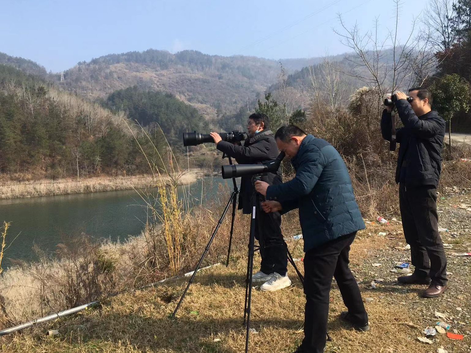 我縣開展新年第一次水鳥調查活動