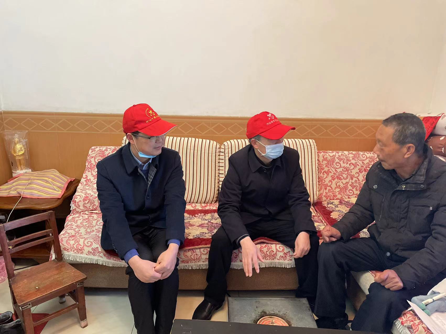 縣人才服務中心：扎實開展黨員干部“三認”活動