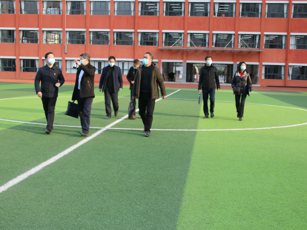 县第二实验小学接受市县工作督查