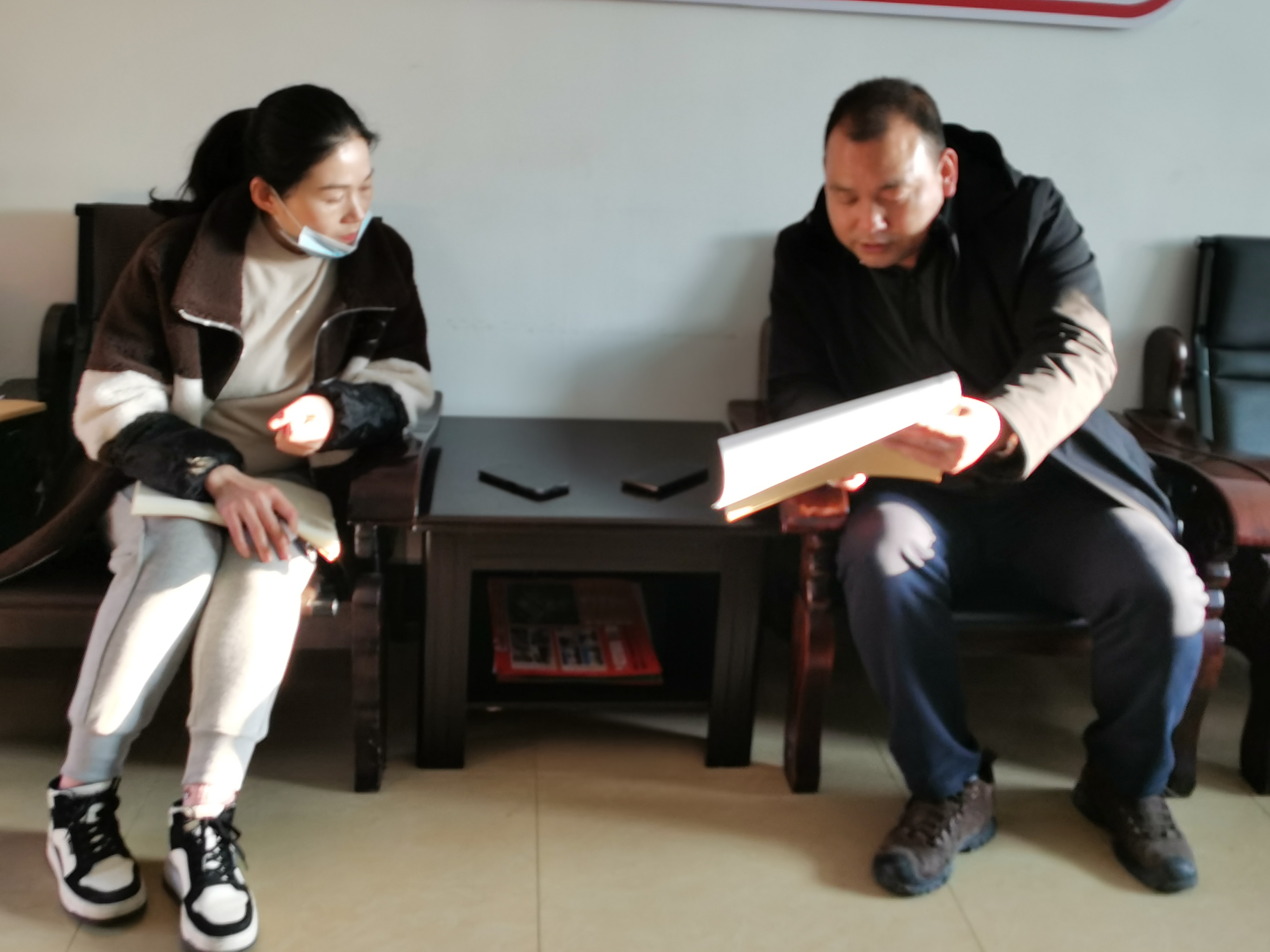移民直補(bǔ)無(wú)小事  人口復(fù)核落實(shí)處