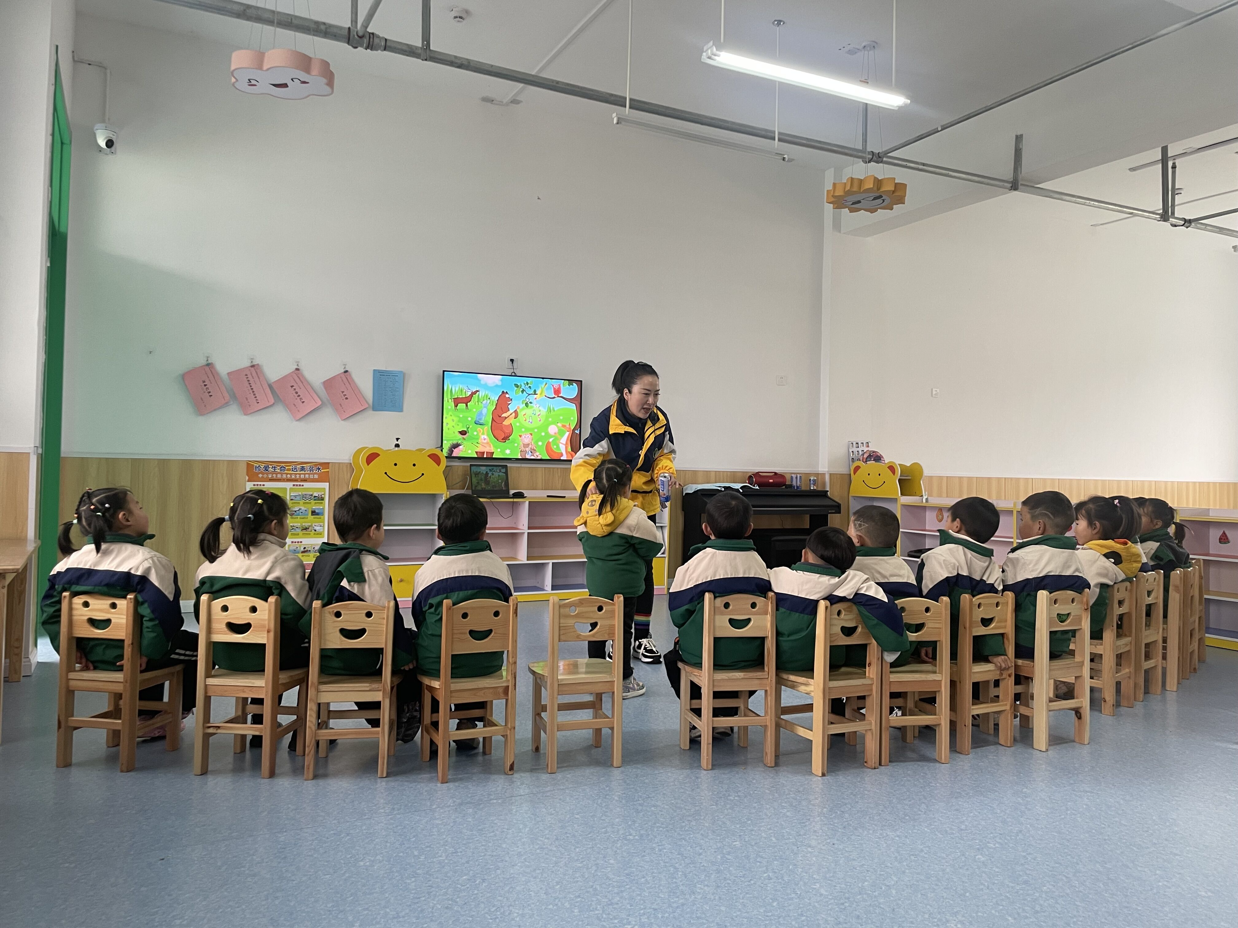 溢水第二幼儿园： 开展教师公开课活动