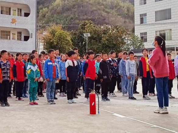 深河乡：校园消防安全教育如火如荼