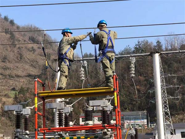 縣供電公司“雙網融合”服務更貼心