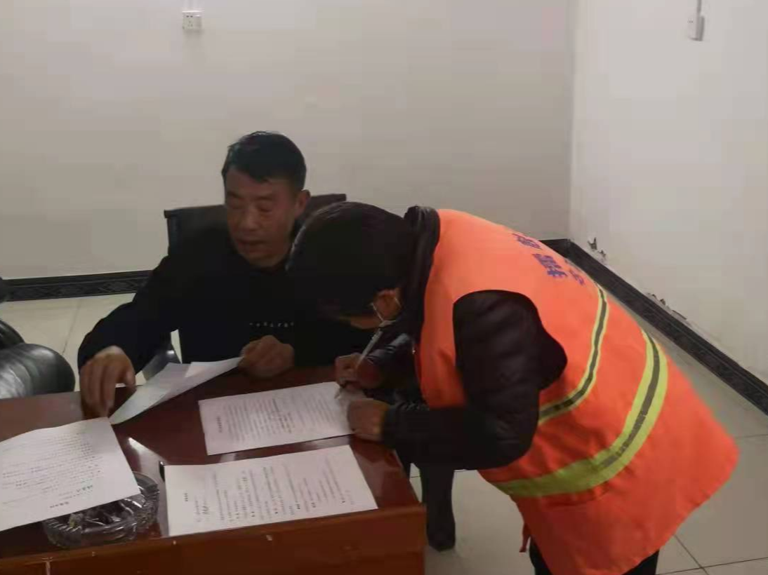 擂鼓镇：开展环境卫生整治 营造干净整洁人居环境